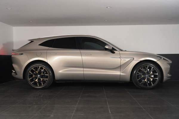 2021 Aston Martin DBX 1913 Specification SUV Image 18
