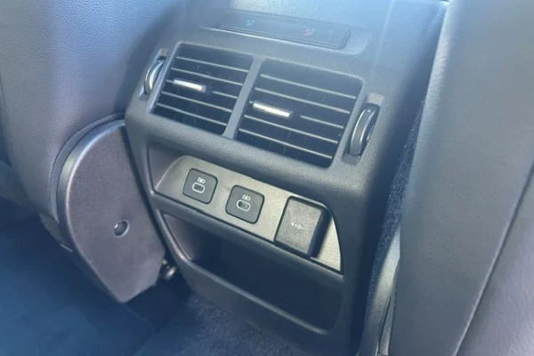 2025 MY26 Land Rover Discovery Sport L550 P250 Landmark SUV Image 18