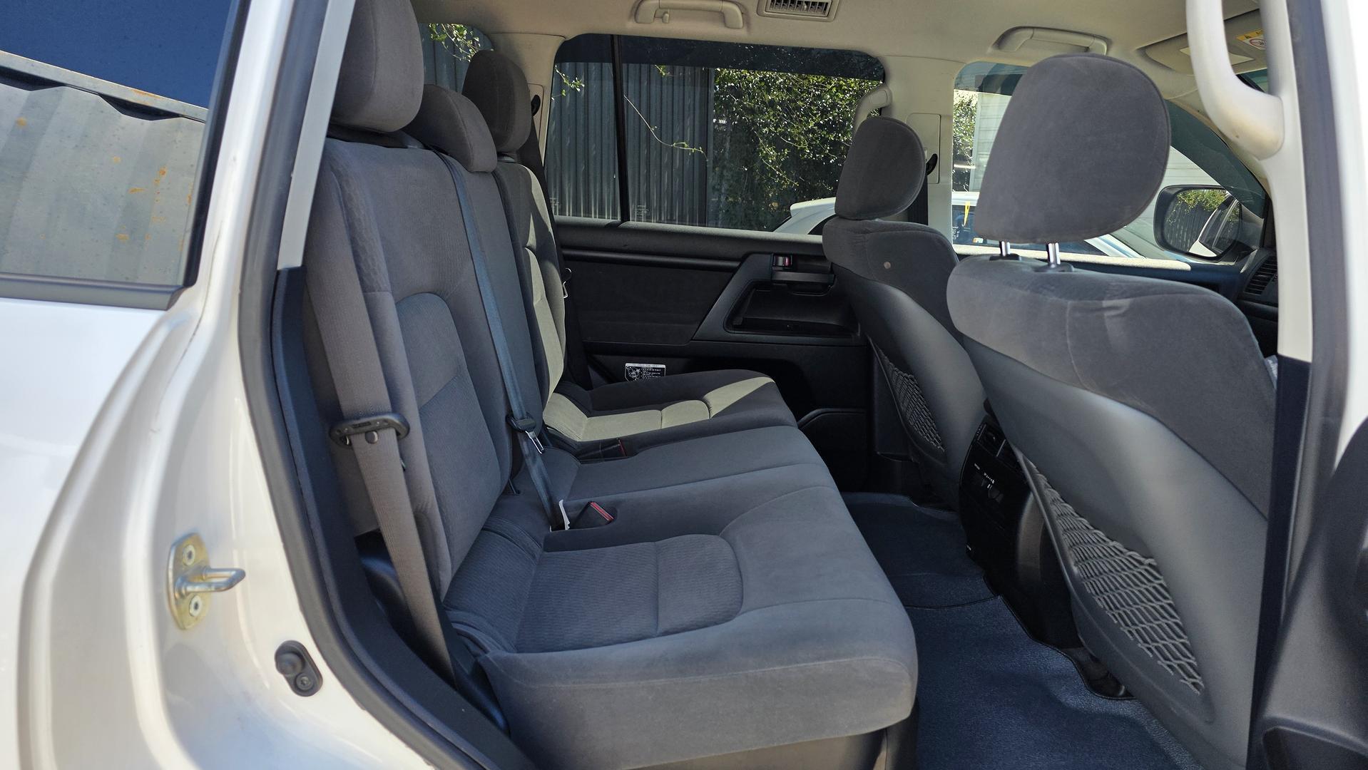 2015 MY14 Toyota LandCruiser VDJ200R GXL SUV Image 9