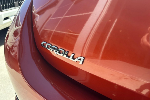 2017 Toyota Corolla ZRE182R Ascent Sport Hatch Image 9