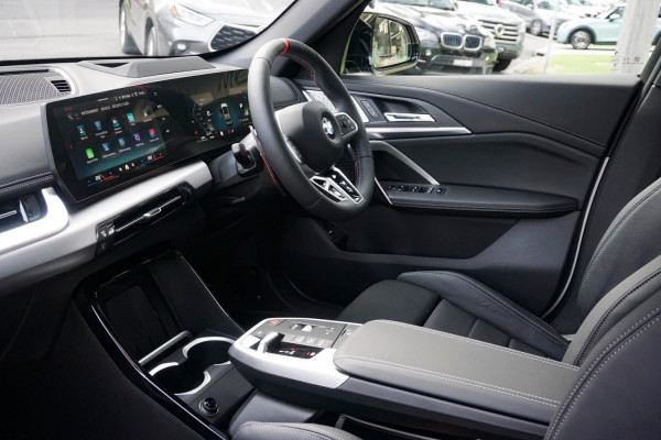 2025 BMW X1 U11 M35i xDrive SUV image 6