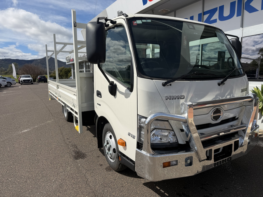 2025 Hino 616 AT 3430 WIDE STEELACE Tray Image 1