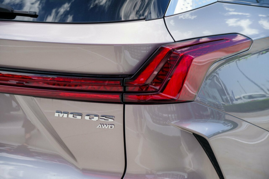 2025 MG QS IS31 Essence SUV Image 7