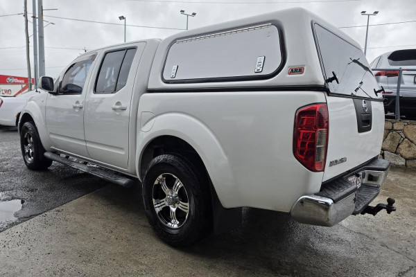 2011 Nissan Navara D40 ST Ute Image 11