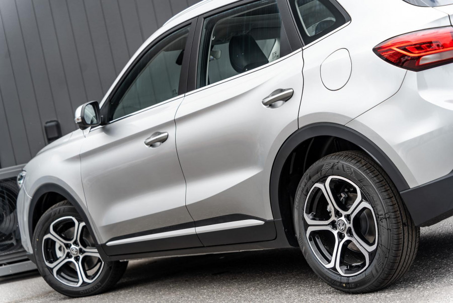 2025 MG ZS ZS32 Essence SUV Image 7