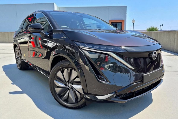2025 Nissan Ariya FE0 Advance SUV