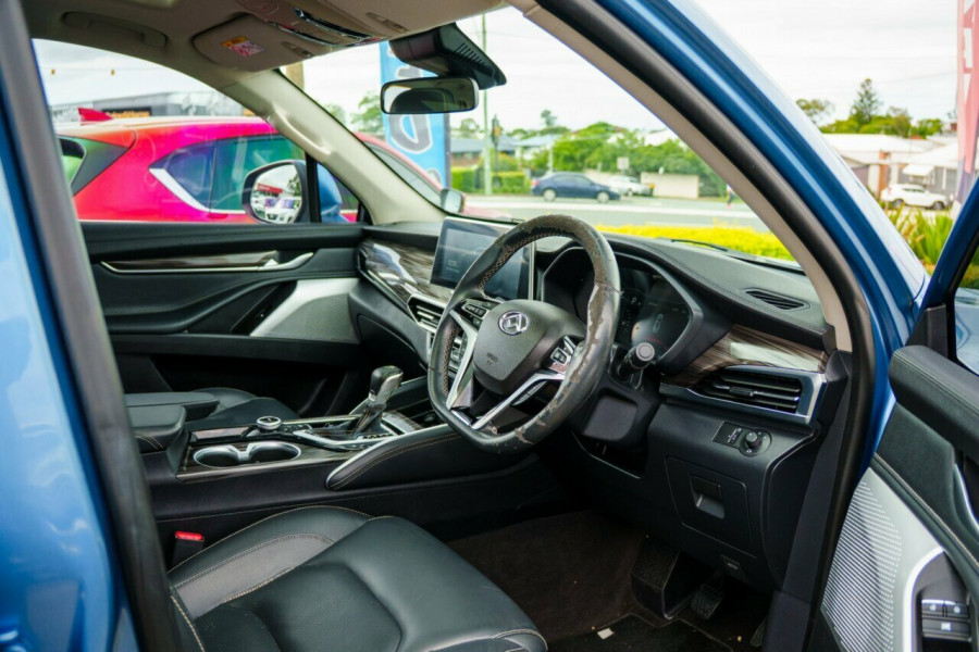 2019 LDV D90 SV9A Deluxe Wagon Image 17