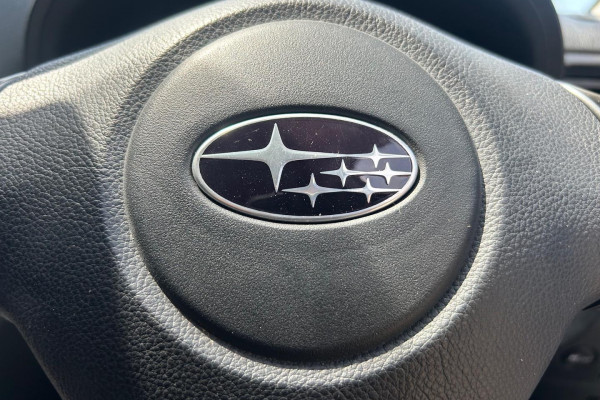 2011 Subaru Impreza G3 2.0i Premium Sedan Image 17