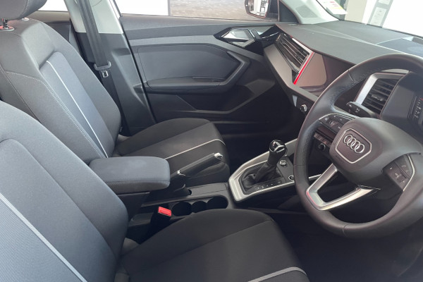 2022 Audi A1 GB 35 TFSI Hatch Image 5