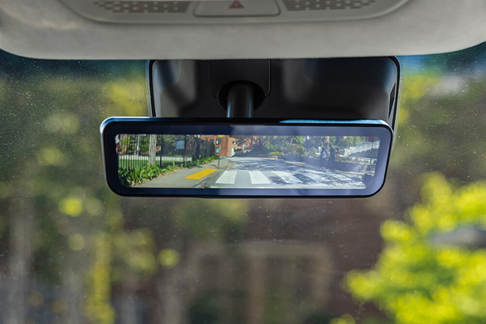 DIGITAL REAR VIEW MIRROR Image