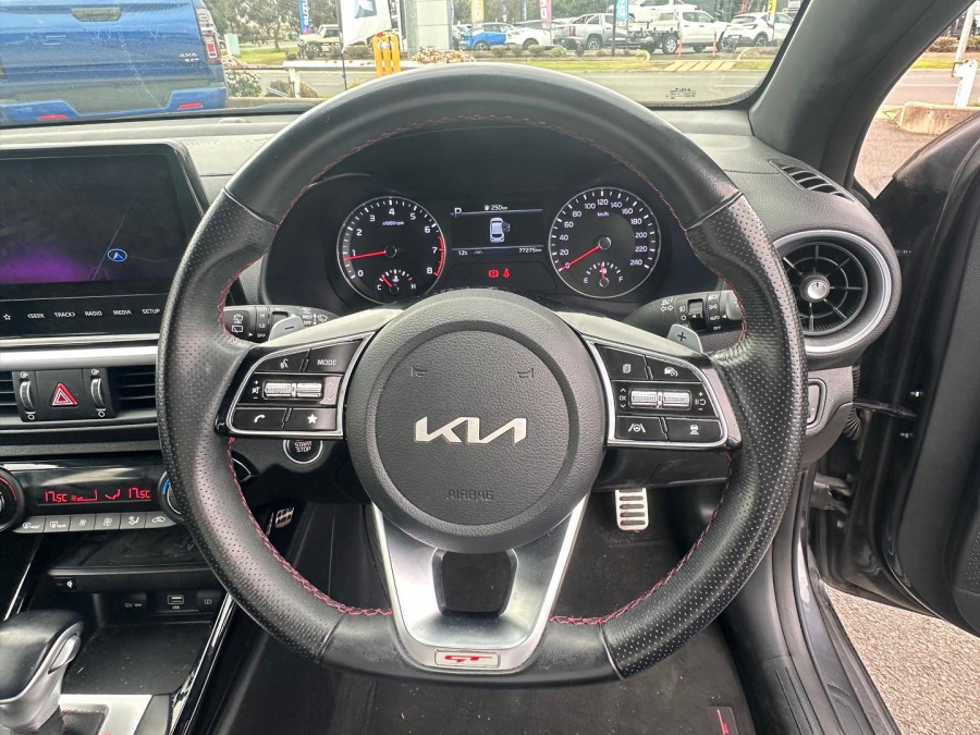 2022 Kia Cerato BD GT Hatch Image 20