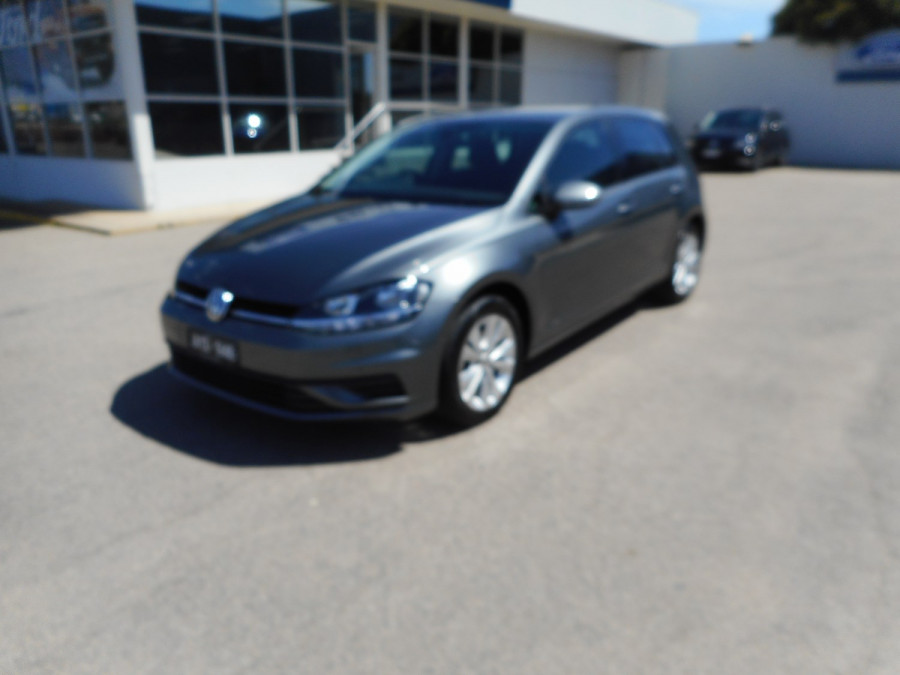 2018 Volkswagen Golf Hatchback Image 4