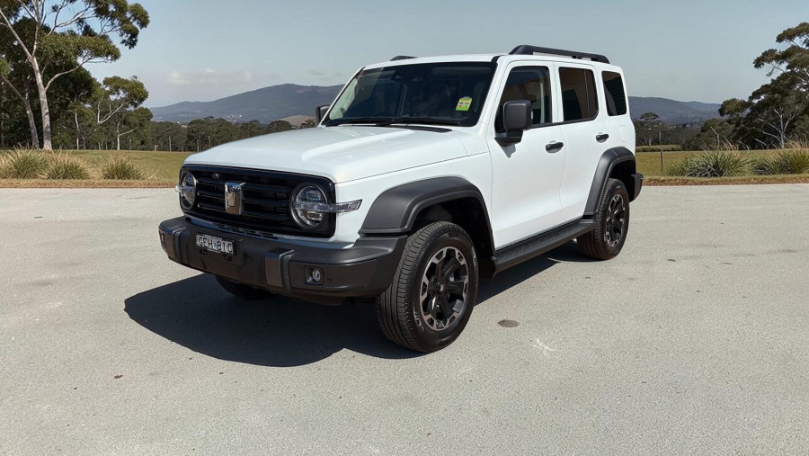 2026 GWM Tank 300 P01 Ultra Hi4-T PHEV SUV Image 3