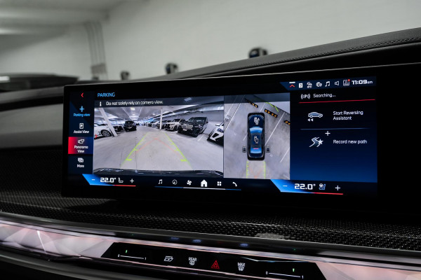 2024 BMW i7 G70 M70 xDrive Sedan