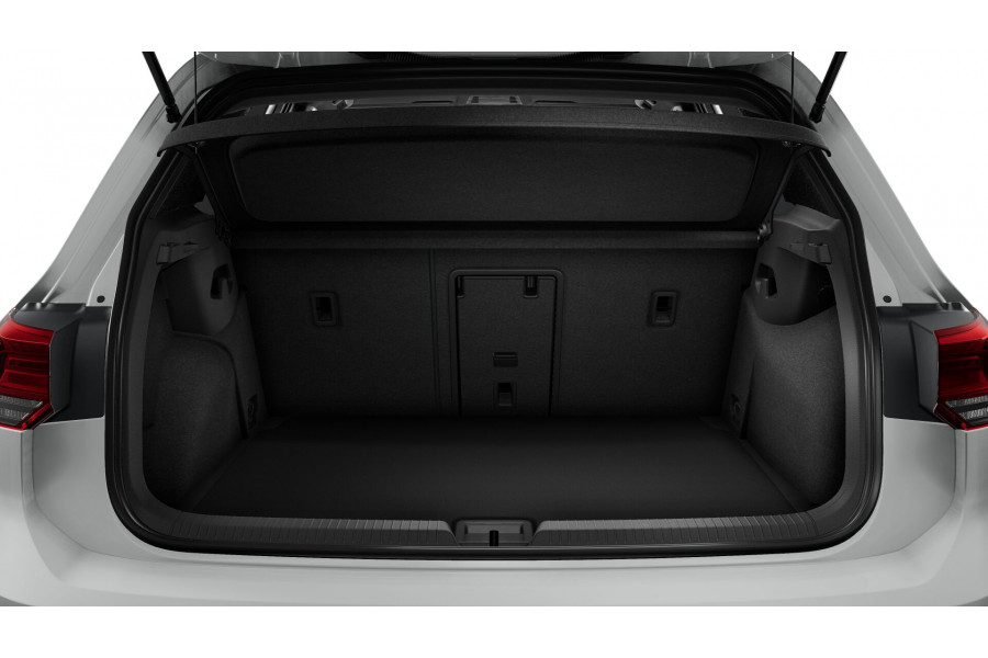 2024 Volkswagen Golf 8 110TSI R-Line Hatch Image 8
