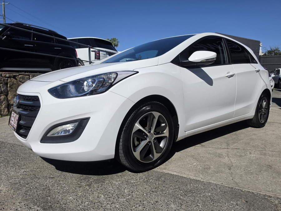 2015 MY16 Hyundai i30 GD3 Series II Active X Hatch Image 3