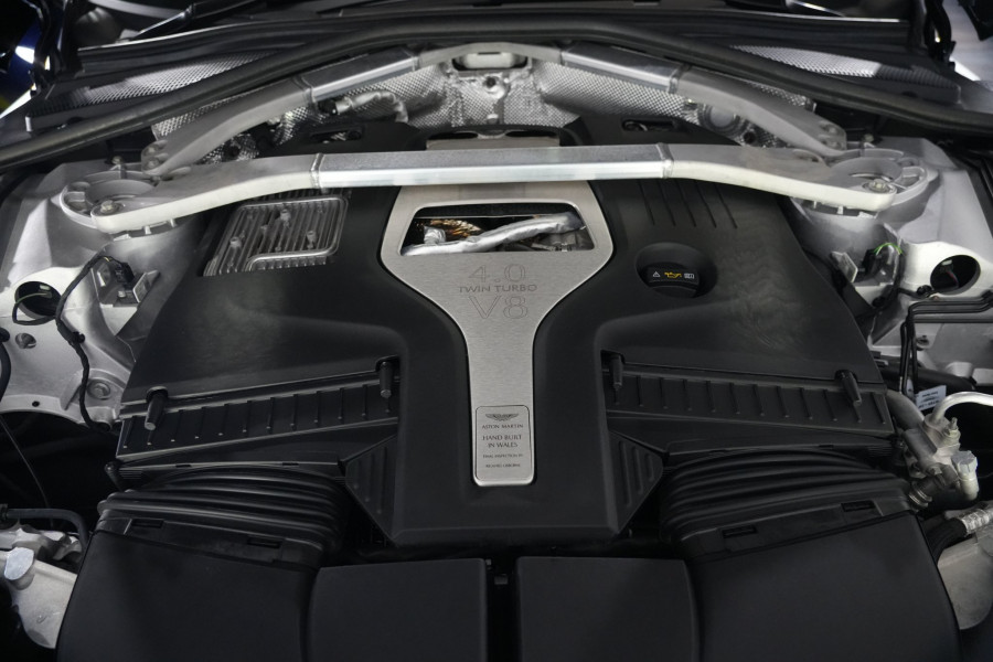 2021 Aston Martin DBX SUV