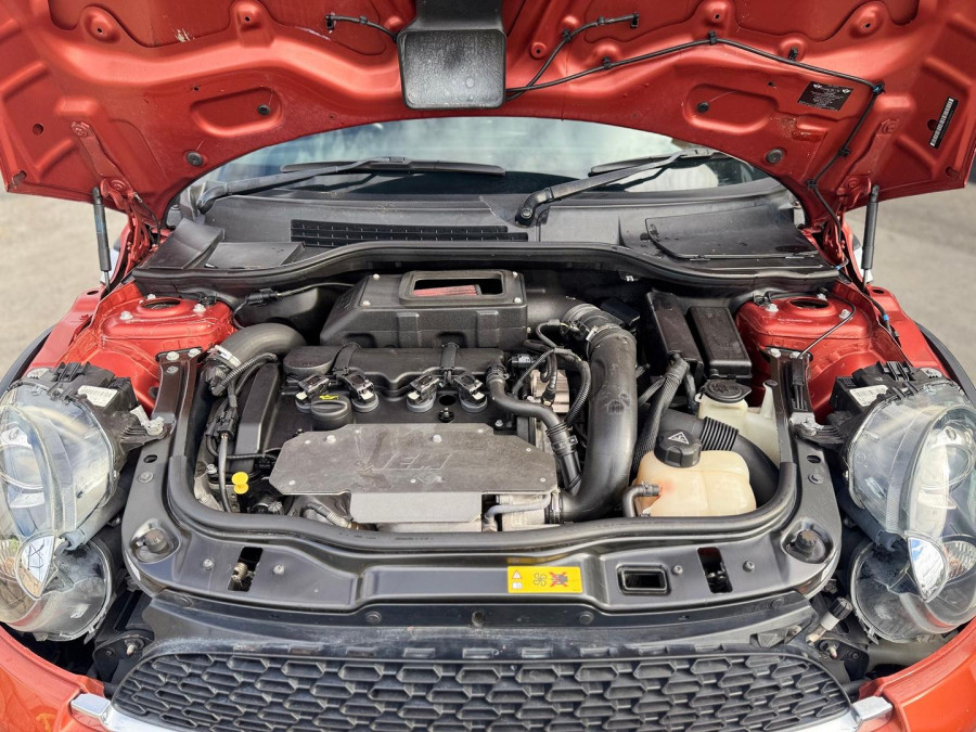 2012 MINI Cooper R56 LCI Cooper S Hatch Image 21