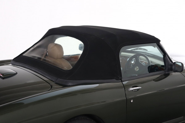 1996 MG RV8 Rover Coupe Image 7