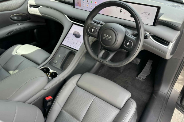 2026 MY25 MG IM6 S12L Premium SUV Image 9