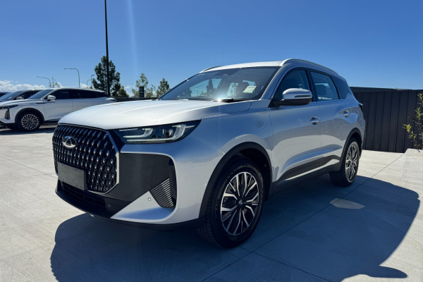 2026 Chery Tiggo 7 T32 Super Hybrid Ultimate SUV Image 3