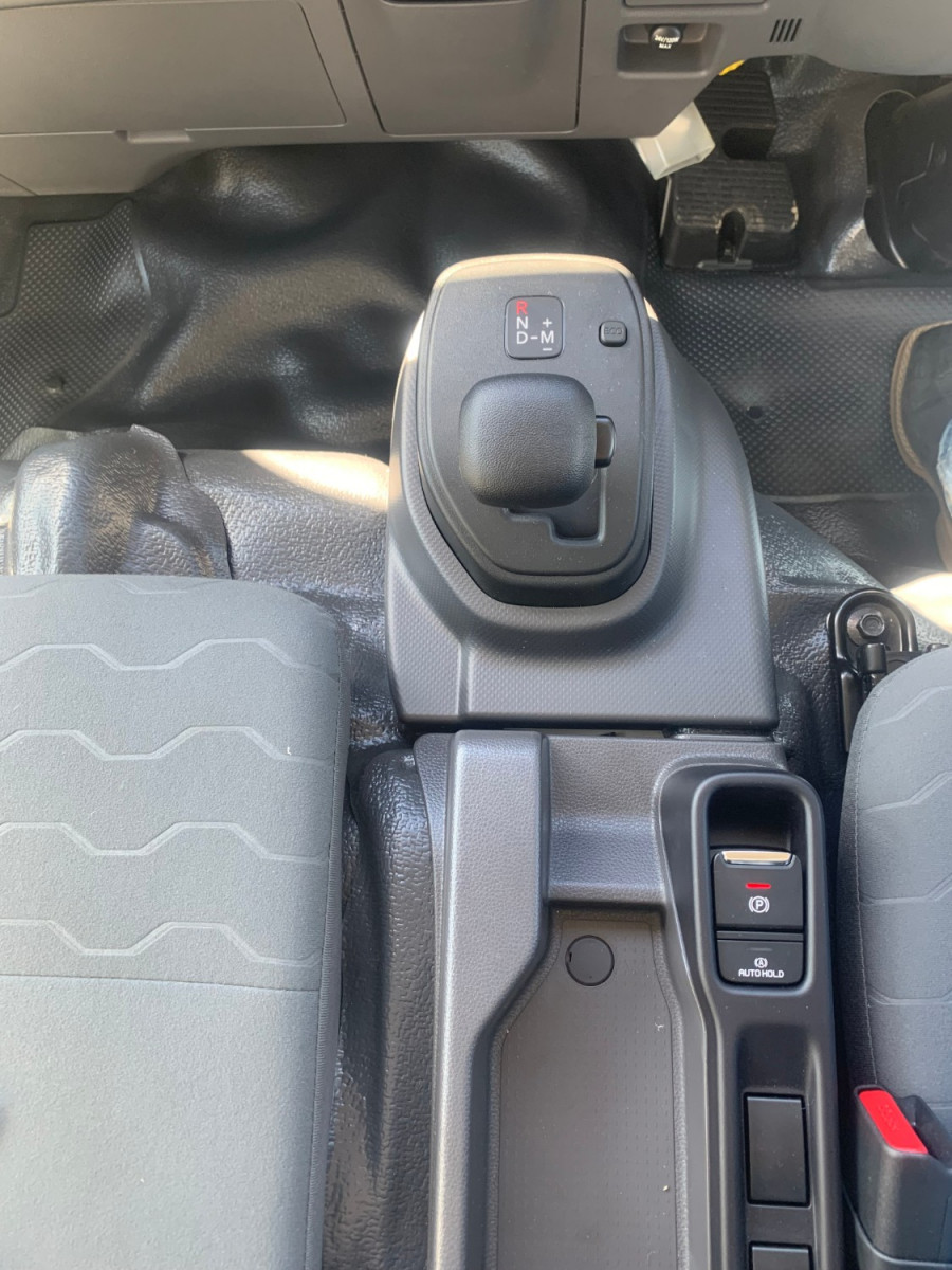 2026 Isuzu NPR Cab Chassis Image 26