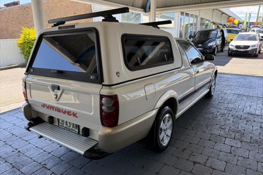 2007 Proton Jumbuck GLSi Cab Chassis Image 6