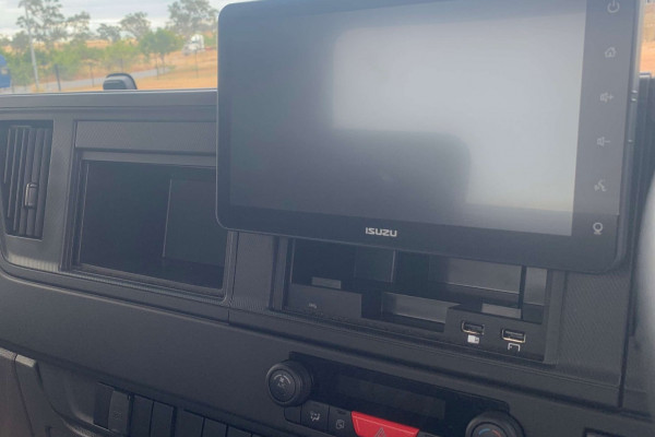 2025 Isuzu FXR 170-355 AT R57 Cab Chassis Image 17
