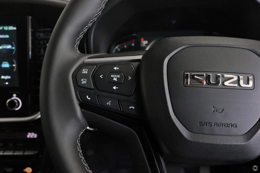 2025 Isuzu MU-X RJ LS-T SUV Image 19