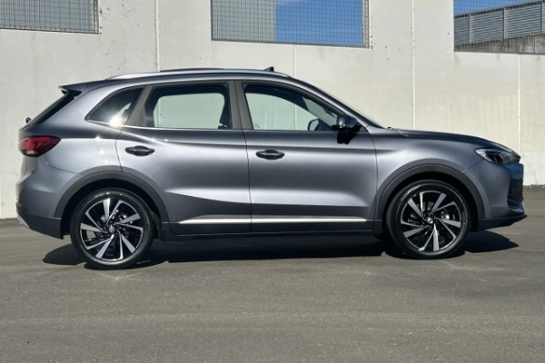 2026 MG ZS Essence Hybrid+ SUV Image 2