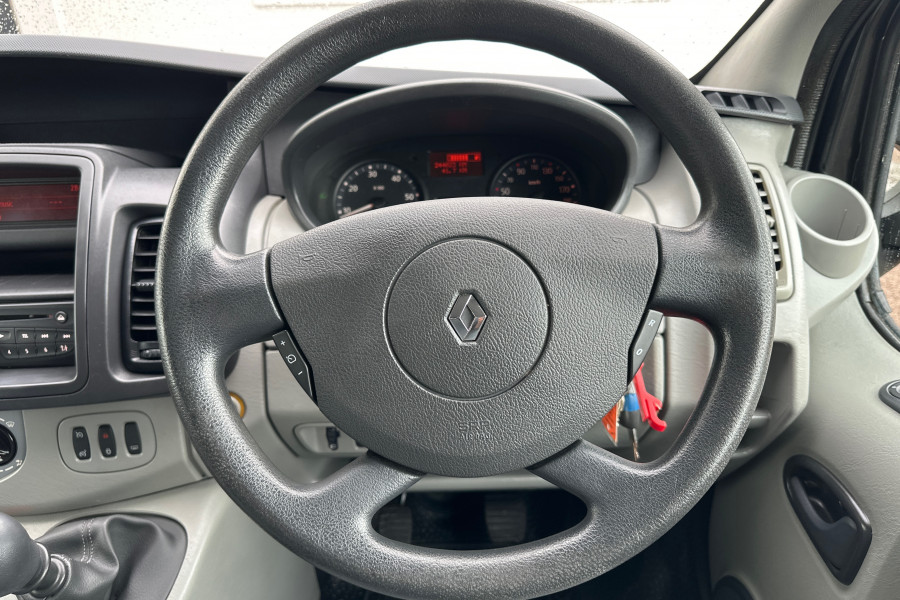 2012 Renault Trafic X83 Phase 3 L1H1 SWB Low Roof Van Image 8