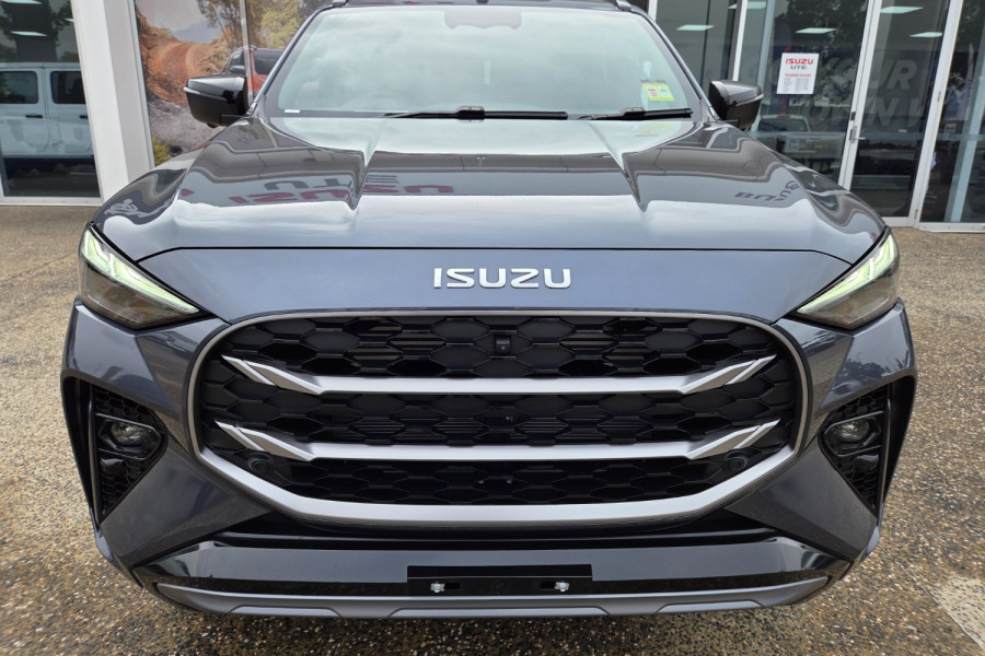 2025 Isuzu MU-X LS-T SUV Image 8