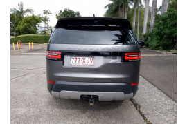 2017 Land Rover Discovery Series 5 HSE SUV