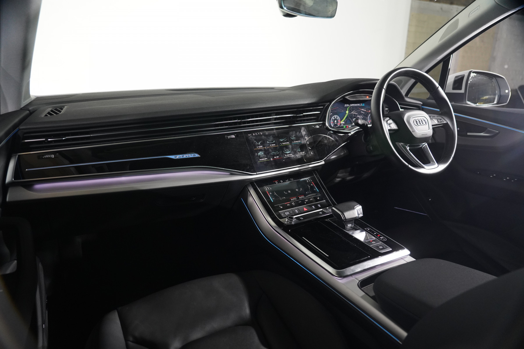 2020 Audi Q7 45 Tdi Quattro SUV Image 13