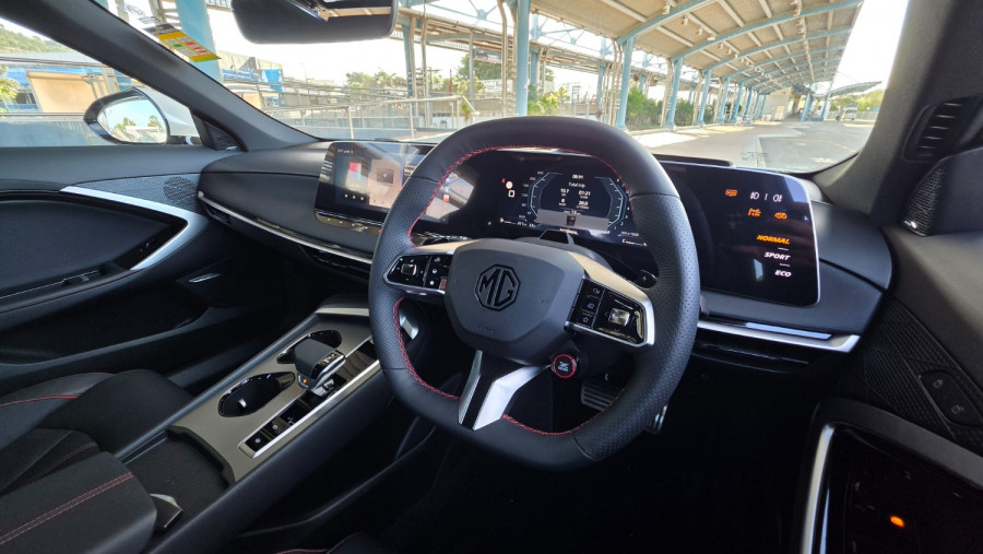 2025 MG MG7  Essence Sedan Image 18