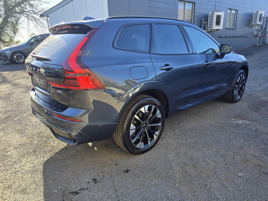 2026 Volvo XC60 UZ Ultra B5 Dark SUV Image 8