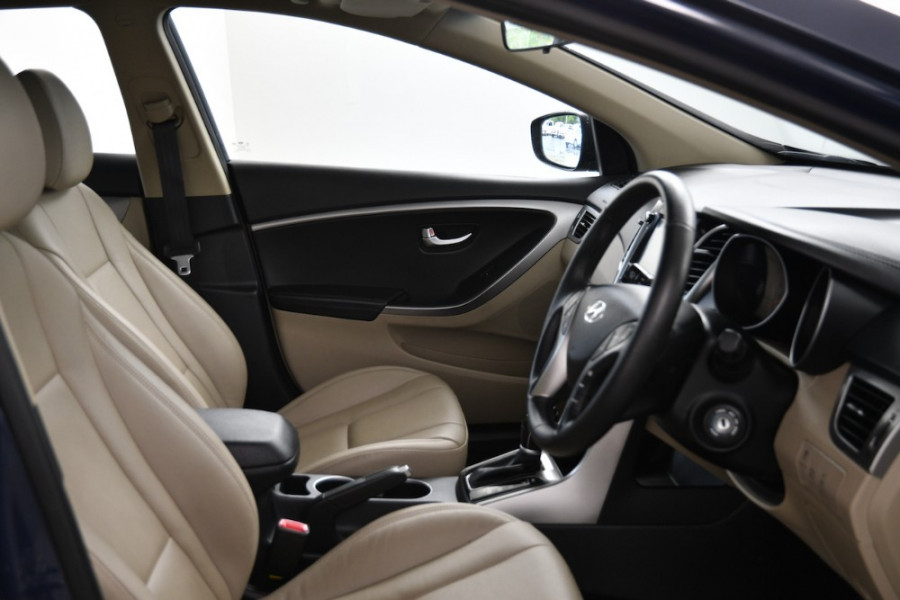 2016 MY17 Hyundai i30 GD4 Series II Active X Hatchback Image 10