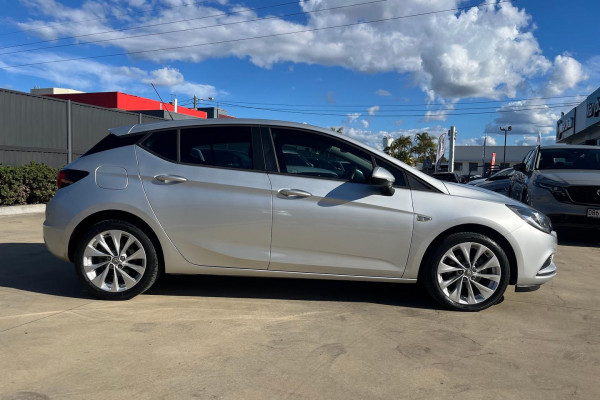 2018 MY18.5 Holden Astra BK R Hatch Image 8