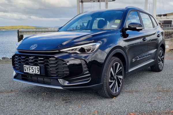 2024 MG ZS Essence 1.5P/Hybrid SUV