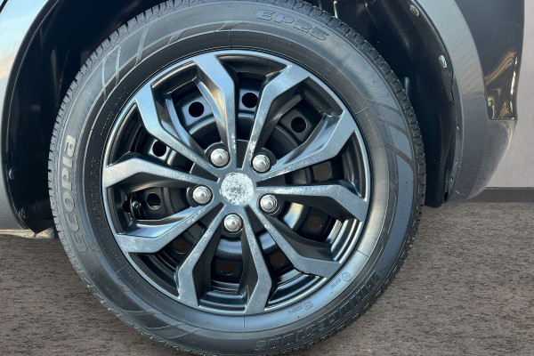 2015 Suzuki Swift FZ GL Hatch Image 5