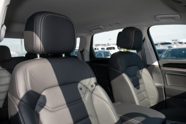 2025 MY26 Volkswagen Touareg RC 170TDI SUV image 9