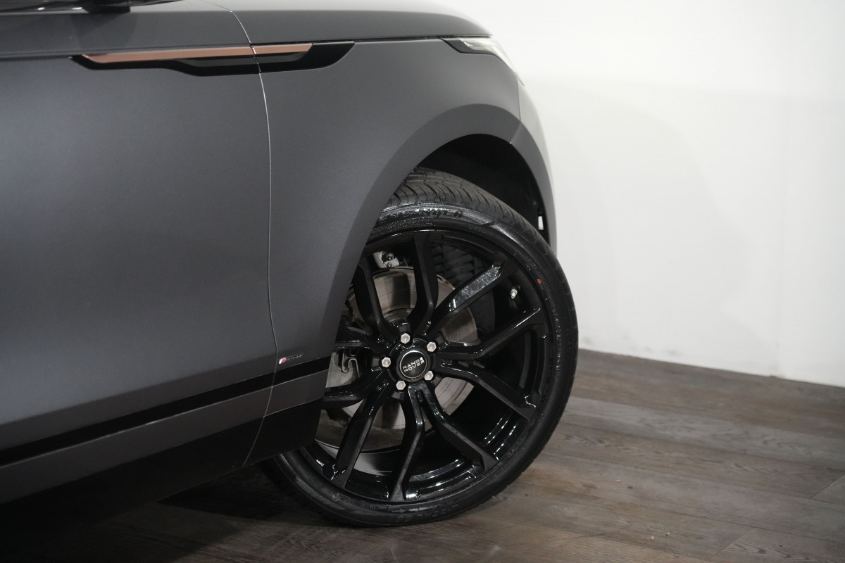 2017 Land Rover Range Rover Velar L560 D300 R-Dynamic S SUV