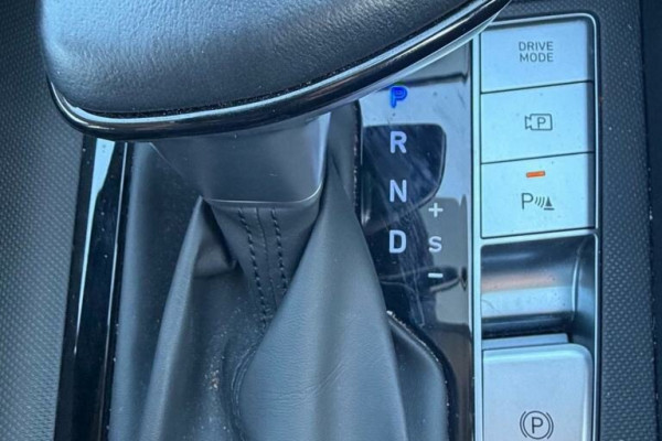 2024 MY25 Hyundai i30 CN7.V2 Elite Hybrid Sedan Image 26