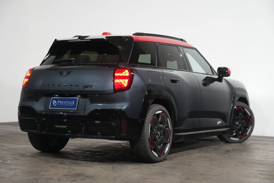 2025 MINI Aceman Jcw E Hatch Image 7