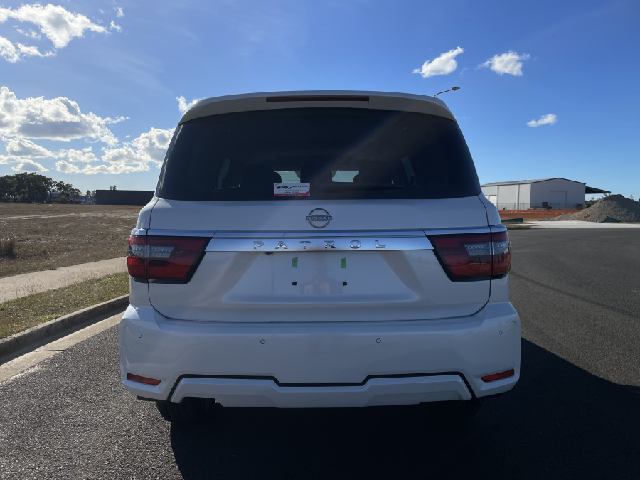 2026 Nissan Patrol Y62 Ti-L SUV Image 7