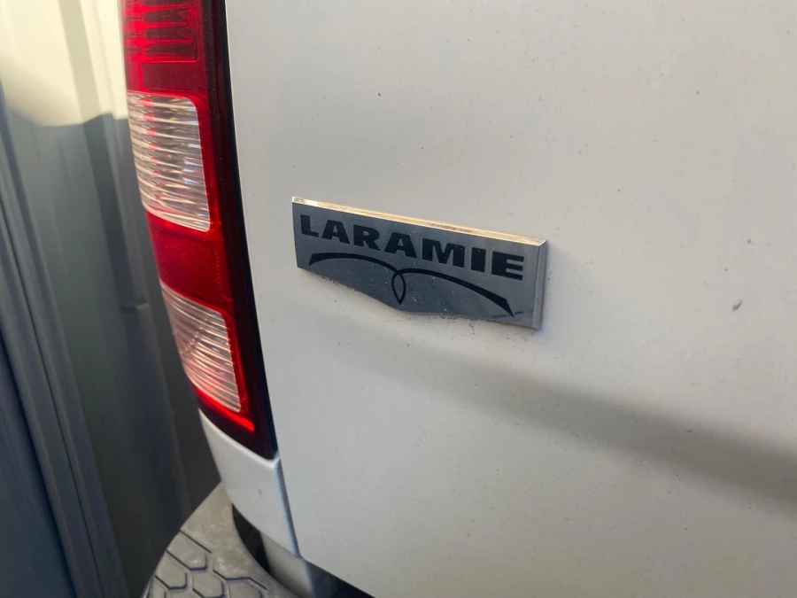 2017 Ram 2500  Laramie Ute Image 12