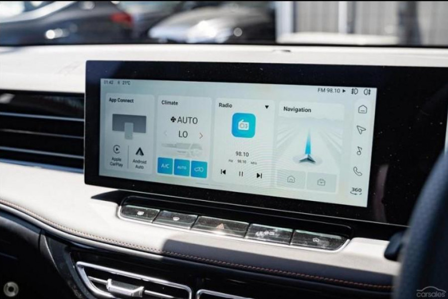 2025 MG HS AS33 Essence SUV Image 20