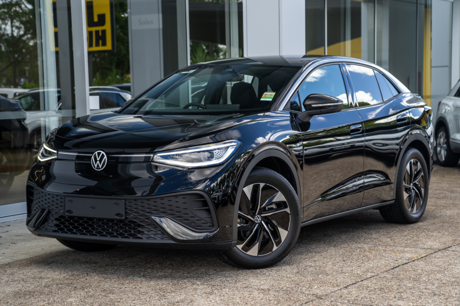 2025 Volkswagen ID. 5 E2 Pro SUV Image 1