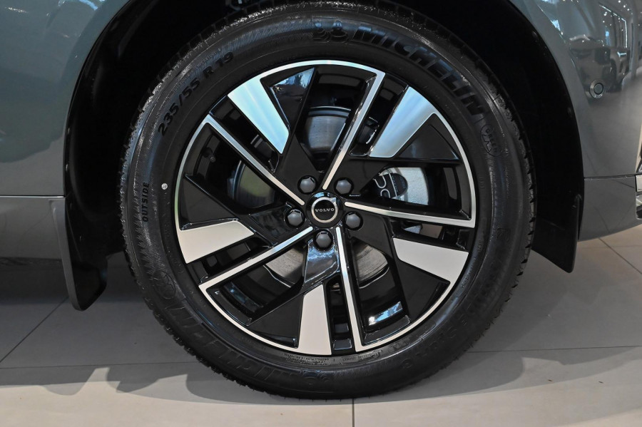 2026 Volvo XC60 UZ Plus B5 Bright SUV Image 21