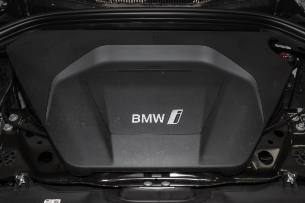 2024 BMW iX2 U10 xDrive30 M Sport SUV image 18